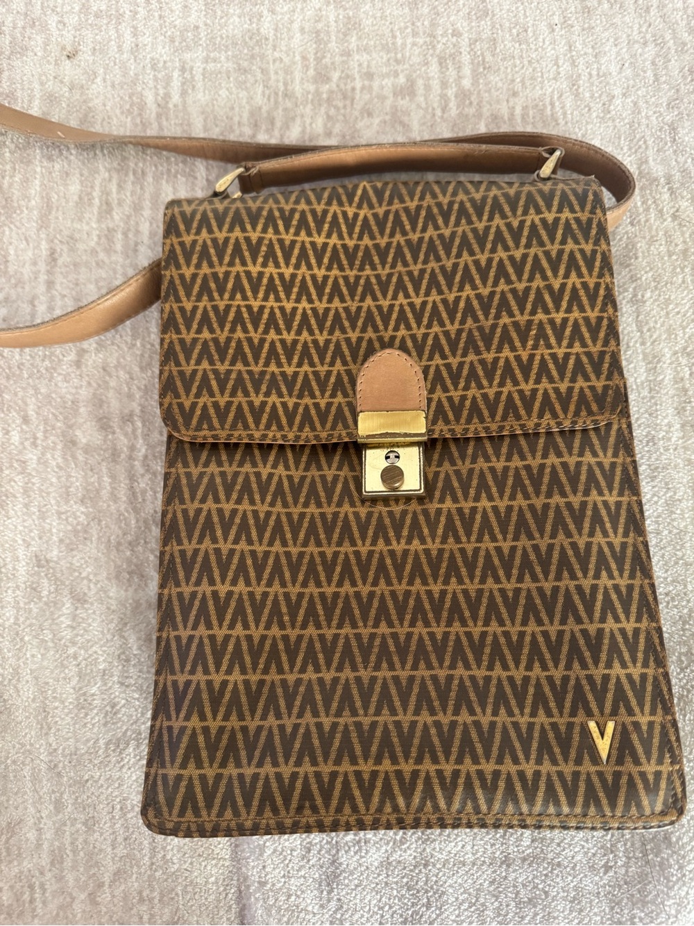 Mario Valentino vintage shoulder bag from the late 80s–90s era